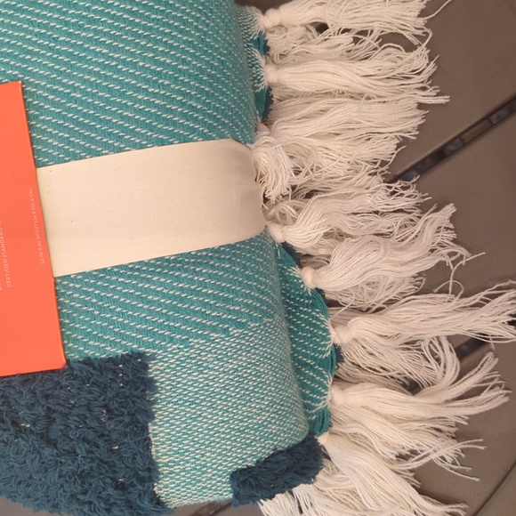 Opalhouse geometric patterned chunky woven throw blanket - Picture 5 of 5